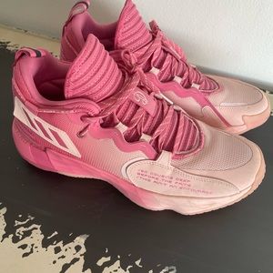 Adidas DAME 7 size 11 mens in great condition